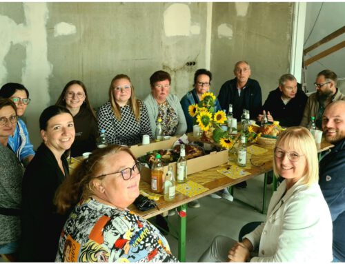 Mitarbeiter-Veranstaltung im neuen Wohnheim „Haus am Wasserfall“